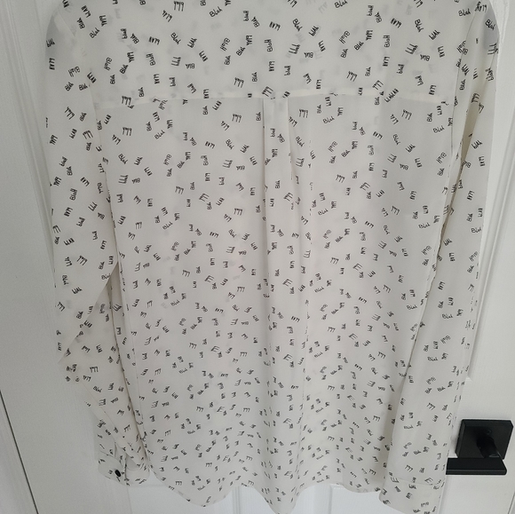 NWOT - White Blouse - Picture 3 of 6